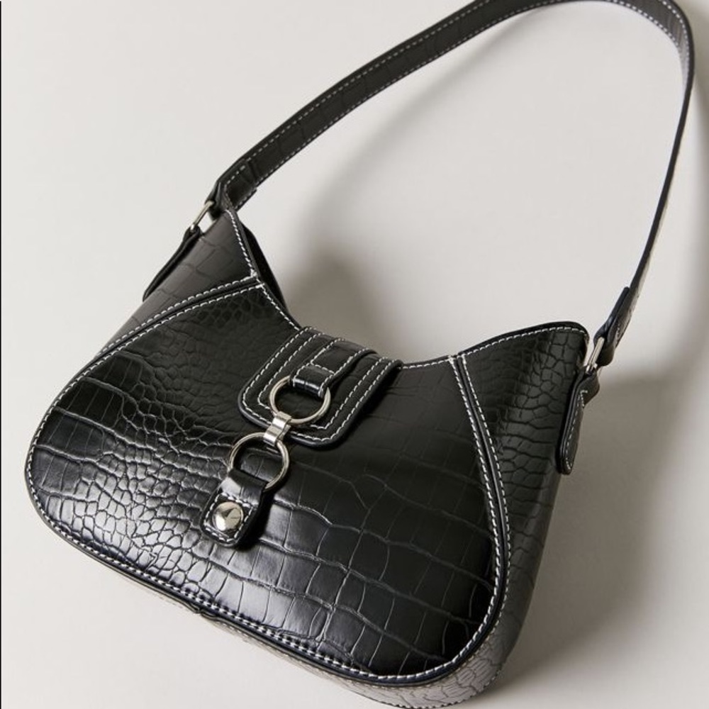 NWT 👜 Urban Outfitters Baguette Bag